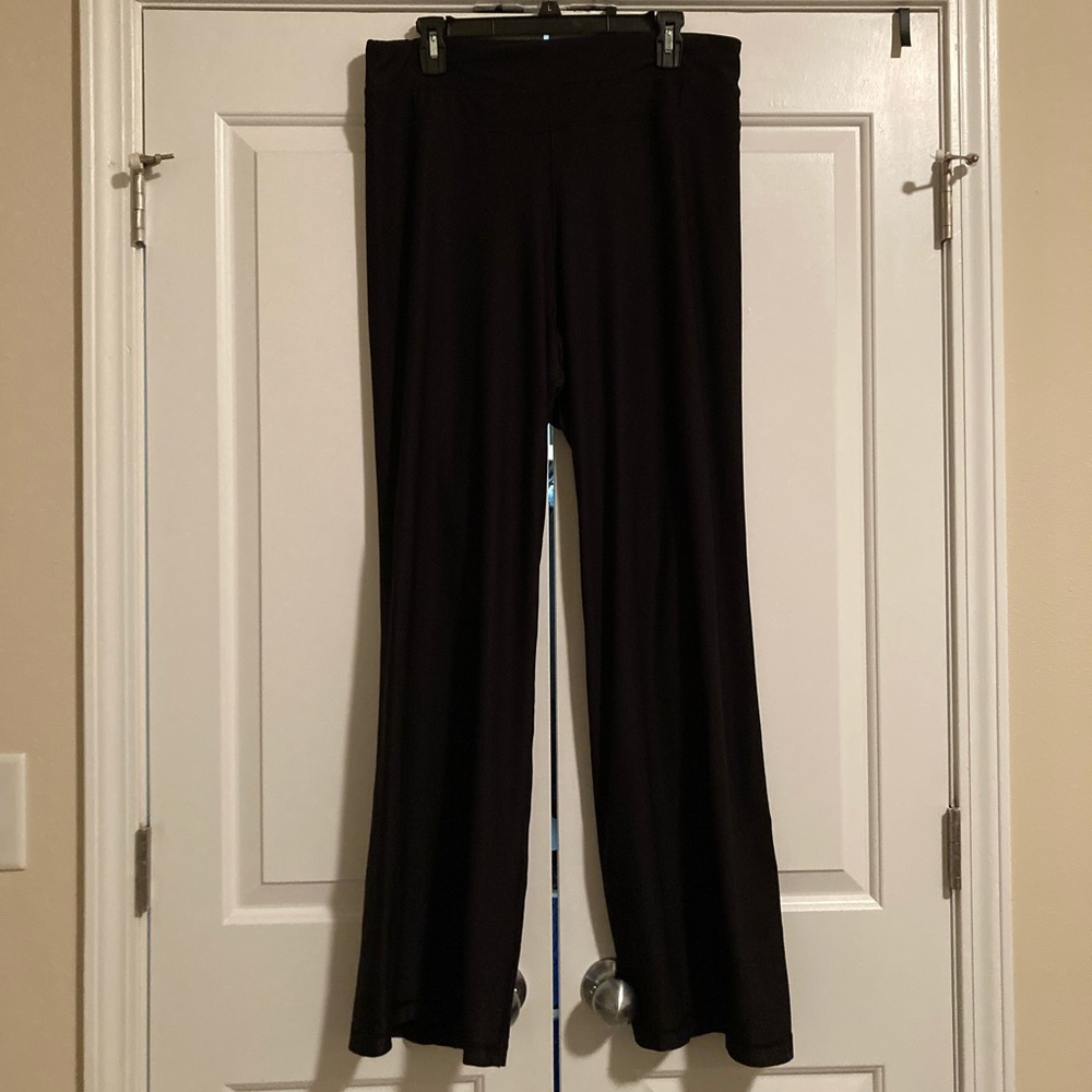 Lane Bryant black yoga pants size 14/16